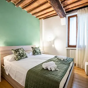 5-min-da-p-zza-del-campo-wi-fi-netflix-gratuiti.it-tuscanyhotel.com/