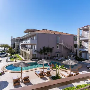 https://siviris-golden-beach.hotelschalkidiki.net